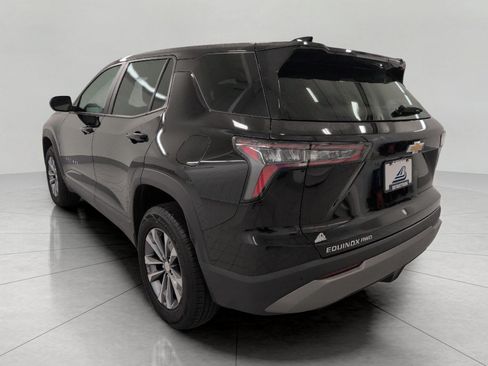 Used 2025 Chevrolet Equinox LT AWD/4WD image 20