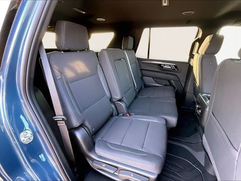 New 2026 Chevrolet Tahoe LS image 12