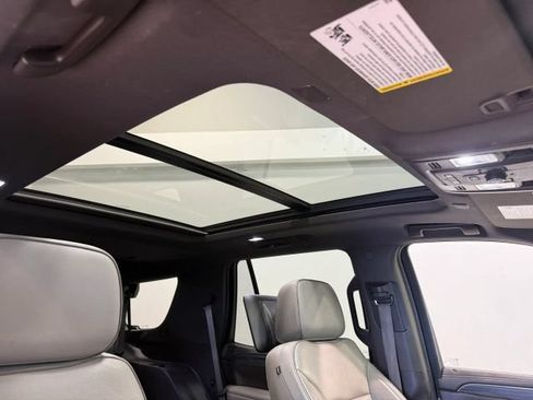 Used 2021 GMC Yukon SLT w/ SLT Luxury Plus Package AWD/4WD image 29
