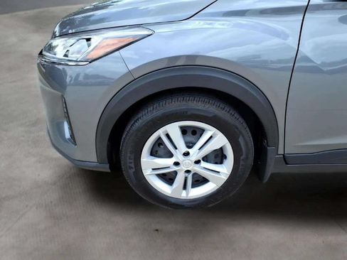Used 2025 Nissan Kicks Play S FWD image 20