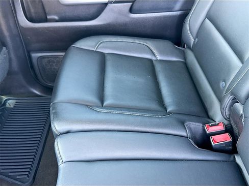 Used 2018 Chevrolet Silverado 1500 LT w/ All Star Edition image 28