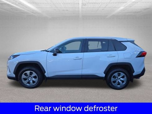 Used 2022 Toyota RAV4 LE AWD/4WD image 5