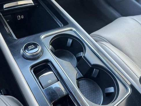 Used 2022 Lincoln Corsair Grand Touring w/ Elements Technology Bundle image 16