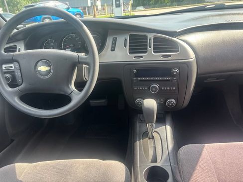 Used 2006 Chevrolet Monte Carlo LT FWD image 8