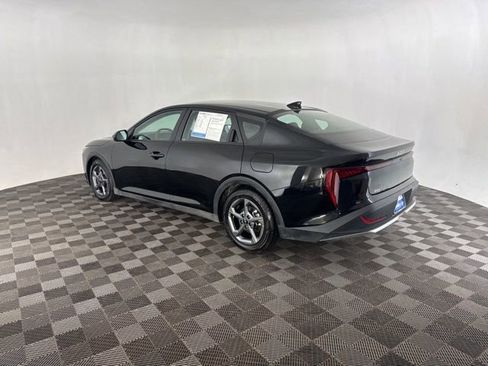 Used 2025 Kia K4 LXS image 9