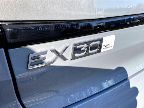 New 2026 Volvo EX30 Ultra image 9