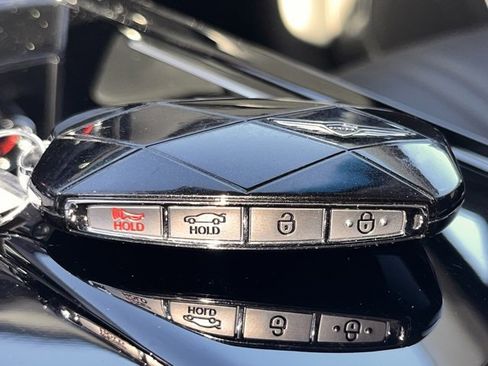 Used 2025 Genesis G80 2.5T image 37