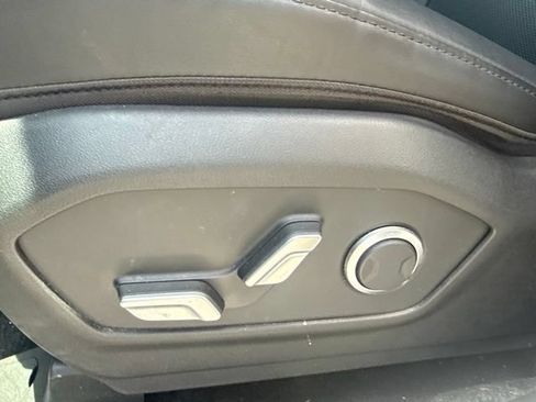 Used 2025 Hyundai Santa Fe XRT AWD/4WD image 12