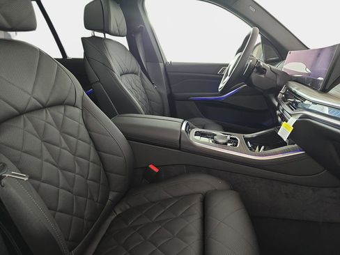 New 2026 BMW X5 xDrive40i w/ Climate Comfort Package image 9