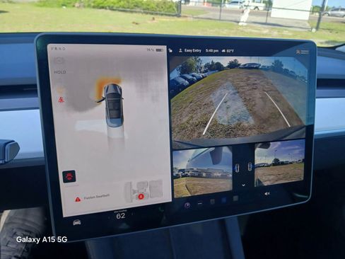 Used 2023 Tesla Model 3 Standard Range image 29