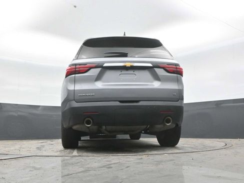 Used 2023 Chevrolet Traverse LT FWD image 54