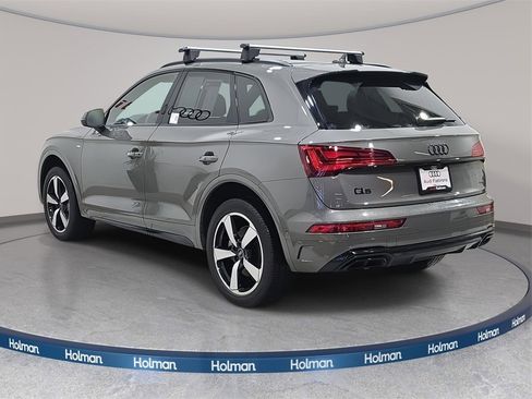 Used 2023 Audi Q5 2.0T Prestige w/ Prestige Package image 8