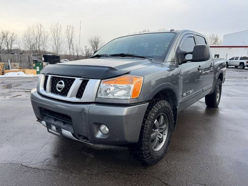 Used 2015 Nissan Titan PRO-4X image 1