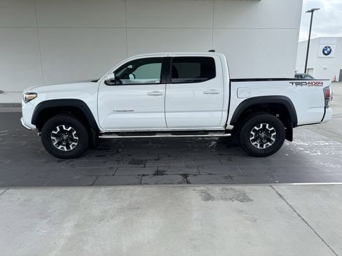 Used 2020 Toyota Tacoma TRD Off-Road image 9