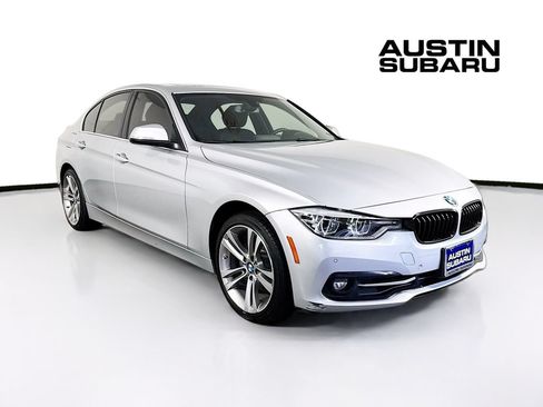 Used 2018 BMW 330i Sedan w/ Convenience Package RWD image 1
