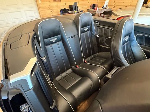 Used 2011 Bentley Continental GTC image 14
