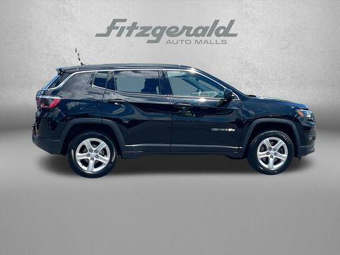 Used 2023 Jeep Compass Sport AWD/4WD image 3