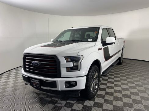 Used 2017 Ford F150 Lariat w/ Equipment Group 502A Luxury image 5