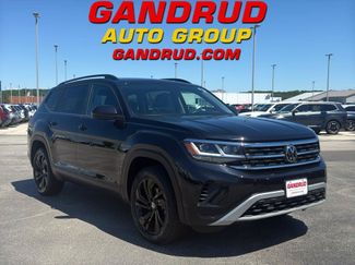 Used 2023 Volkswagen Atlas SE AWD/4WD video 1