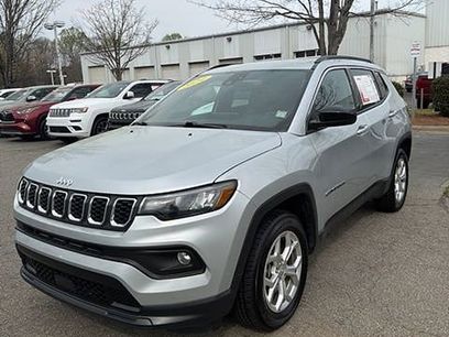 Used 2024 Jeep Compass Latitude