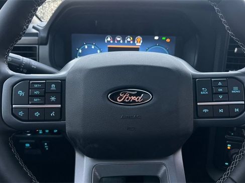 Used 2025 Ford F150 Lariat w/ Equipment Group 502A High image 27