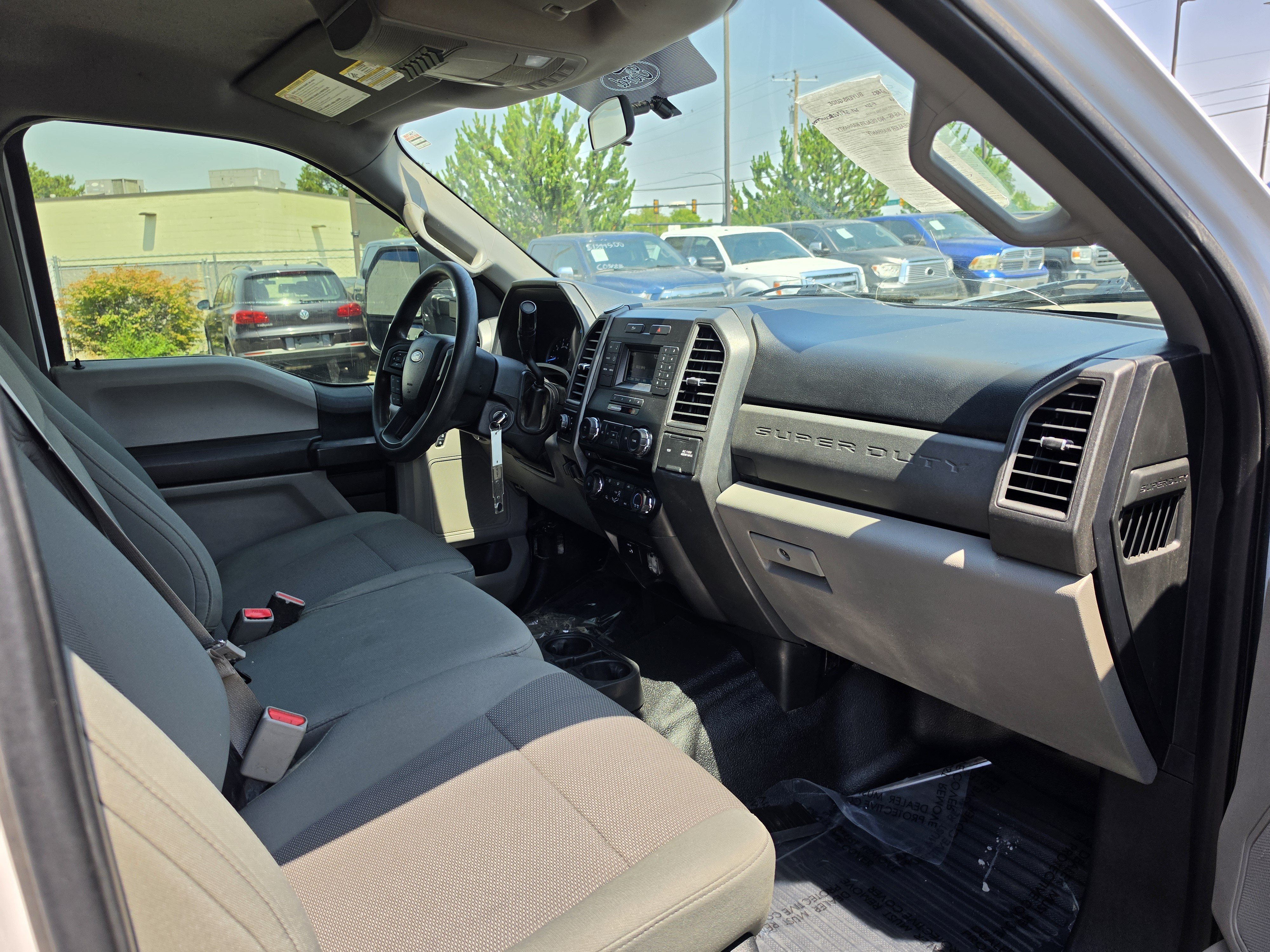 Used 2017 Ford F250 XL w/ Power Equipment Group AWD/4WD image 23