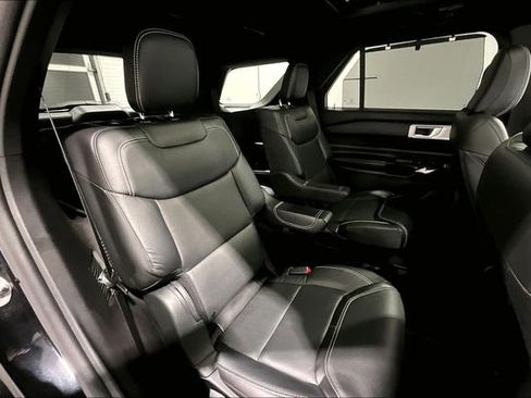 Used 2021 Ford Explorer ST w/ ST Street Pack image 26