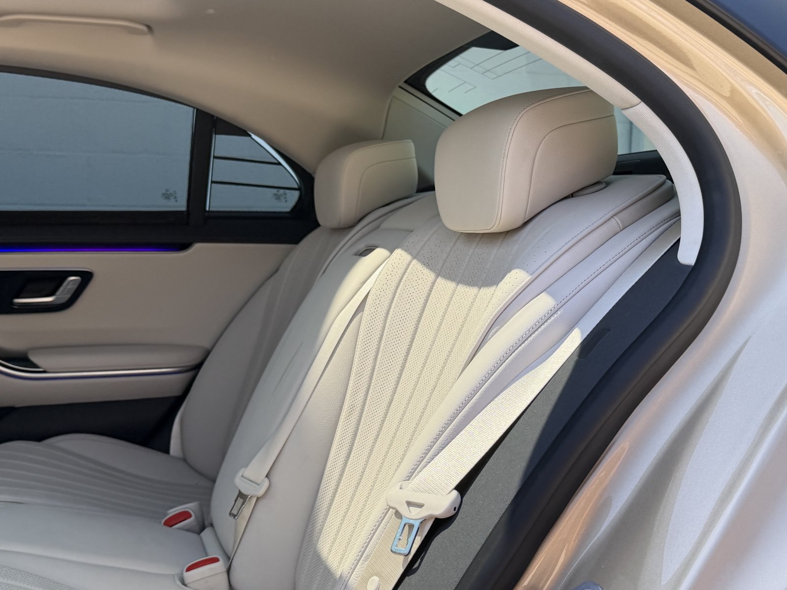 Used 2022 Mercedes-Benz S 500 4MATIC image 24