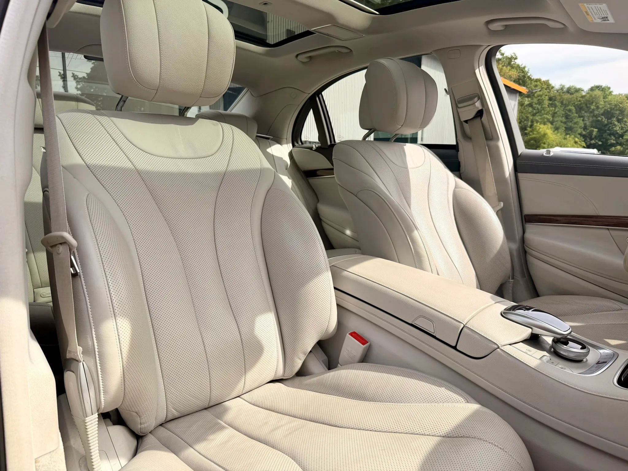 Used 2015 Mercedes-Benz S 550 4MATIC Sedan image 50