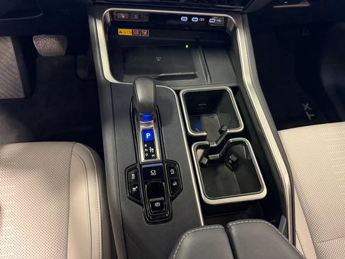 Used 2025 Lexus TX 350 AWD image 19