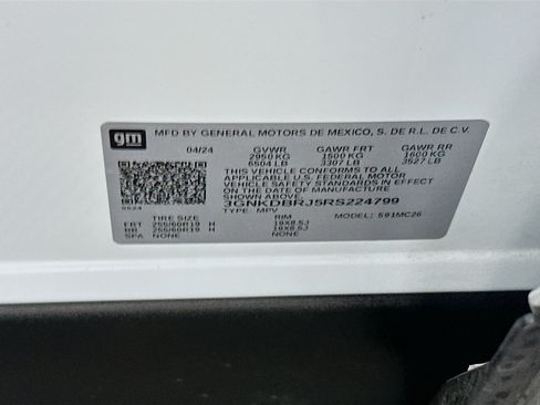 Used 2024 Chevrolet Blazer EV LT AWD/4WD image 12
