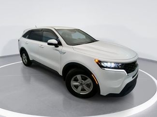 Used 2023 Kia Sorento LX video 1