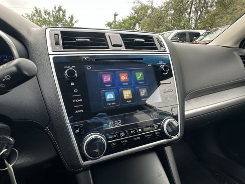 Used 2018 Subaru Outback 2.5i Premium AWD/4WD image 13