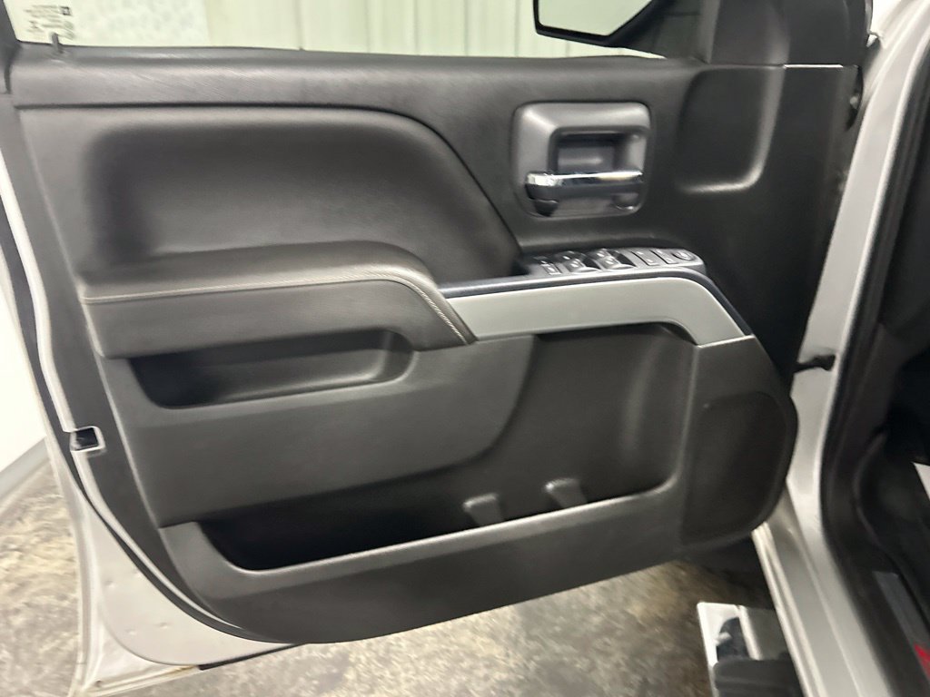 Used 2017 Chevrolet Silverado 1500 LT w/ All Star Edition AWD/4WD image 14