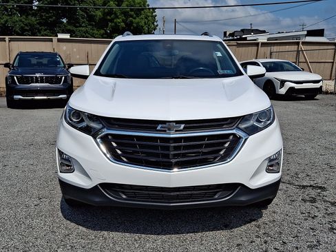 Used 2020 Chevrolet Equinox LT AWD/4WD image 2
