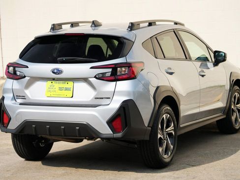 Used 2026 Subaru Crosstrek 2.5i Premium AWD/4WD image 47