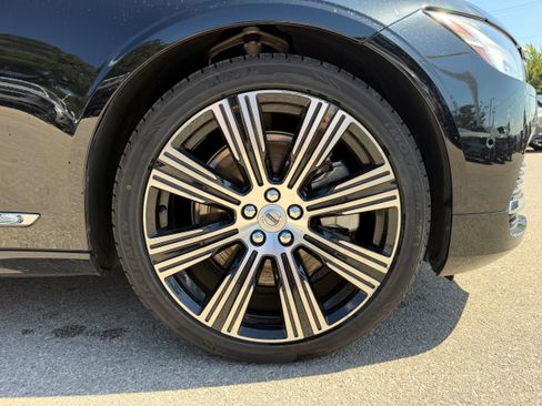 Certified 2024 Volvo S90 T8 Ultimate AWD/4WD image 9