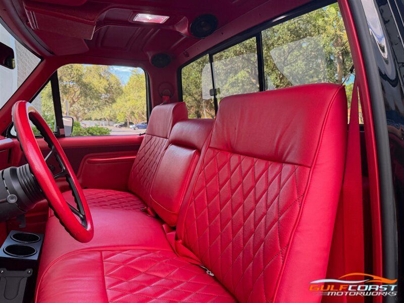 Used 1987 Ford F350 2WD Regular Cab image 19