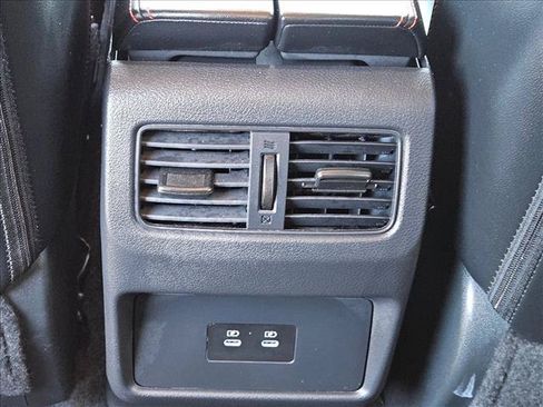 Certified 2025 Nissan Rogue SV AWD/4WD image 22