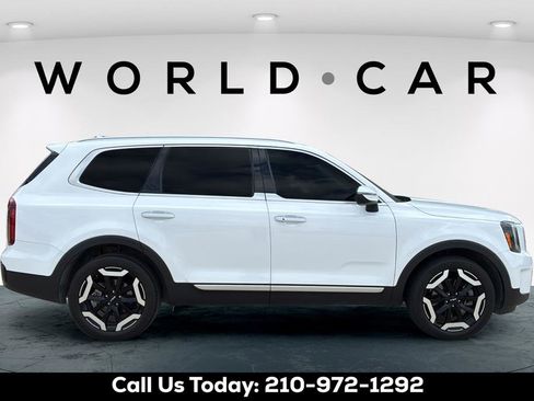 Used 2024 Kia Telluride S w/ S Sunroof Package FWD image 15