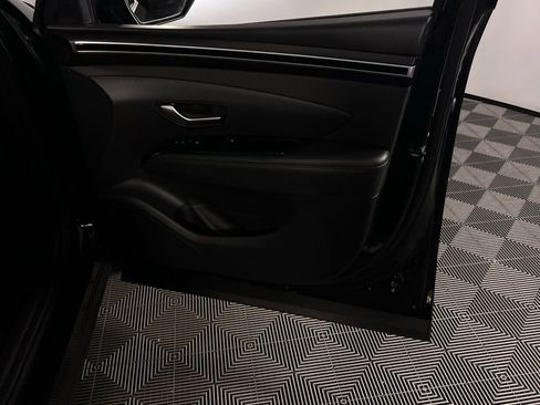 Used 2023 Hyundai Santa Cruz Limited w/ Winter Package image 32