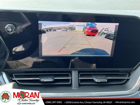 Used 2024 Chevrolet Trax ACTIV w/ Driver Confidence Package FWD image 21