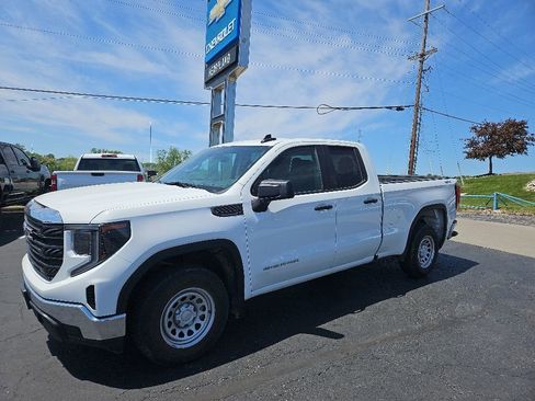 Used 2025 GMC Sierra 1500 Pro w/ Pro Value Package AWD/4WD image 1