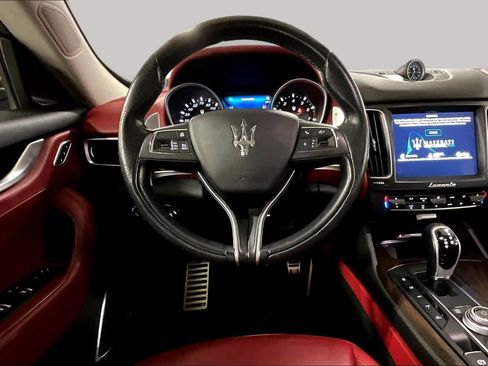 Used 2017 Maserati Levante S AWD/4WD image 6