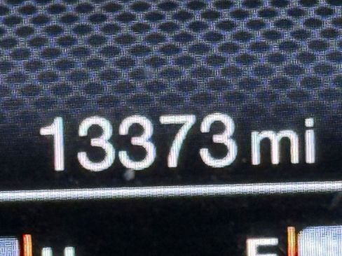 Used 2023 Jeep Renegade Trailhawk image 17