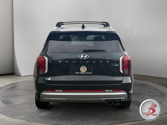 Used 2023 Hyundai Palisade Calligraphy w/ Winter Package AWD/4WD image 6