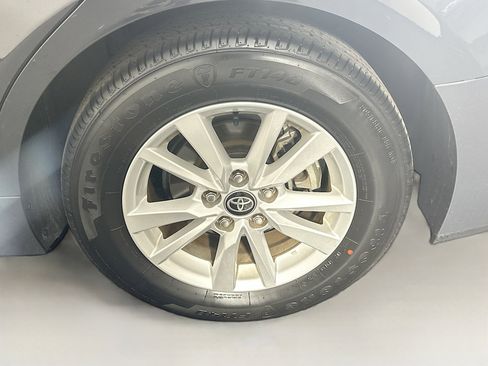 Used 2025 Toyota Camry LE image 11