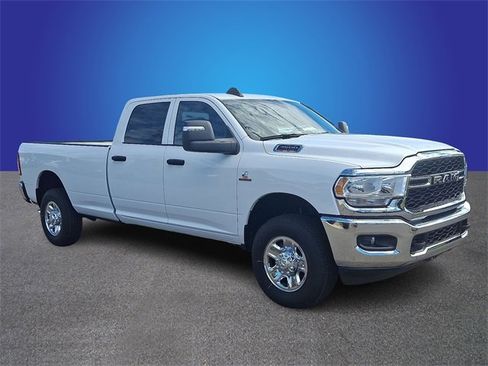 Used 2023 RAM 3500 Tradesman w/ Chrome Appearance Group image 3