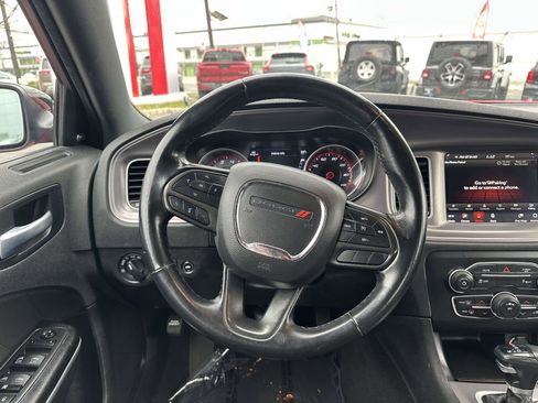 Used 2023 Dodge Charger SXT image 10