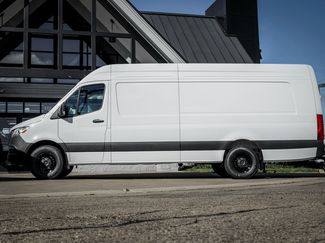 New 2026 Mercedes-Benz Sprinter 2500 video 3